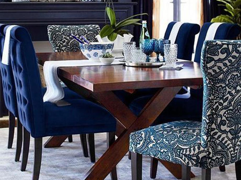 The Art of Mixing and Matching Dining Chairs
